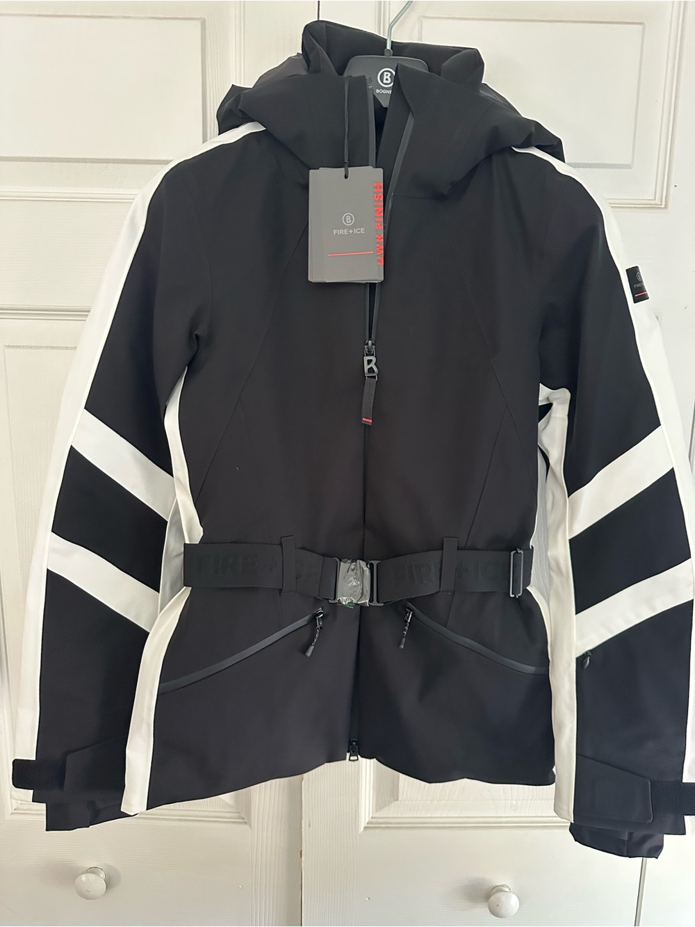 Bogner Fire + Ice Moia 2 Ski Jacket Black NWT